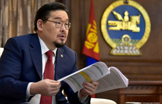  Г.ЗАНДАНШАТАР: ХАВРЫН ЧУУЛГАН АВЛИГЫН ЭСРЭГ ЧУУЛГАН БАЙХ БОЛНО