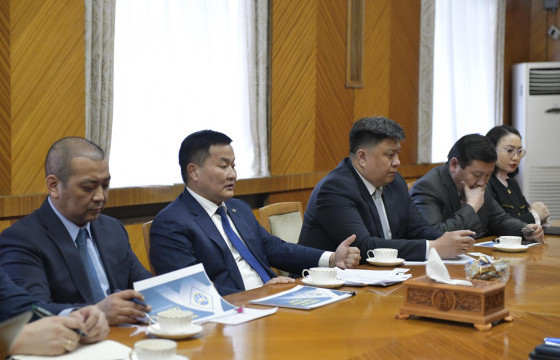 Ж.Сүхбаатар Европын сэргээн босголт хөгжлийн банкны төлөөлөгчидтэй уулзаж, автозамын түгжрэлийг бууруулах талаар ярилцжээ
