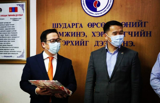 БОАЖЯ-ны Төрийн нарийн бичгийн дарга Э.Баттулгыг ажлаас нь чөлөөлжээ