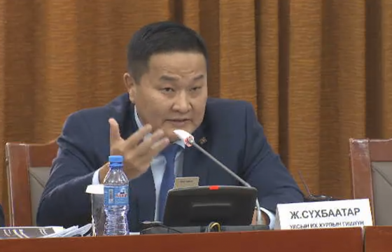 Ж.СҮХБААТАР: Б.Жаргалсайхан та ард түмний мөнгийг авчихаад эргүүлж төлөхгүй байж битгий томор