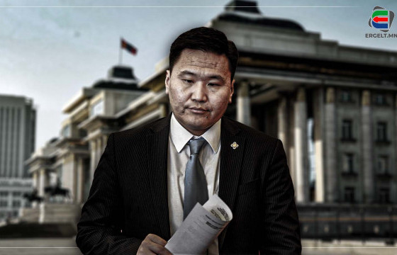 Т.АЮУРСАЙХАН АРААСАА ОЛОН ГИШҮҮН ДАГУУЛНА ГЭЭД АРДЫН НАМЫНХНЫГ АЙЛГАЖ БАЙНА ГЭВ ҮҮ