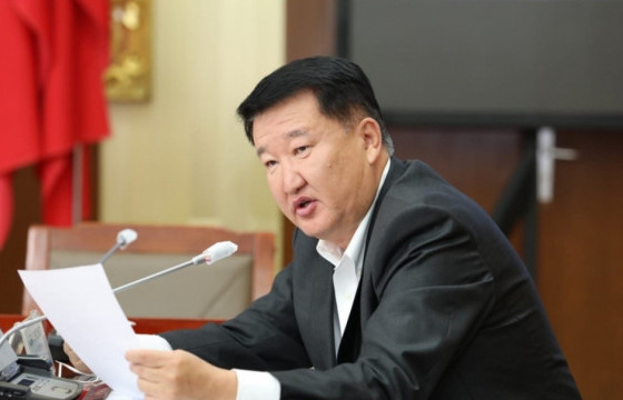 Д.БАТ-ЭРДЭНЭ: Би гишүүний бүрэн эрхээсээ түдгэлзэхгүй, хуулийн байгууллагад шалгуулахад бэлэн байна