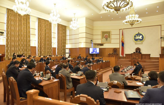 УИХ нүүрсний хулгайчдад хариуцлага тооцох уу, нэр бүхий гишүүдээр “туг тахиад” өнгөрөх үү