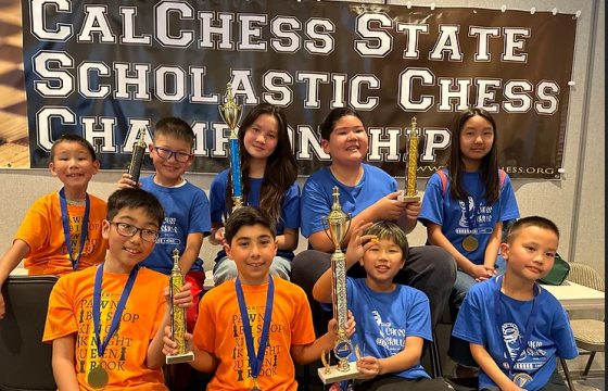 Калифорни мужийн тэмцээнд өсвөрийн шатарчид амжилттай оролцов