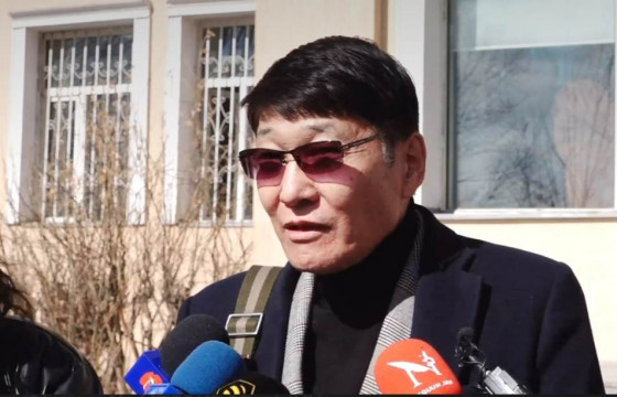 ӨМГӨӨЛӨГЧ Л.БАТТОГТОХ: Д.Мөнх-Эрдэнэ гурван жил 10 сар хоригдоно. Бид давж заалдана