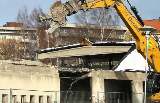 45 настай иргэн барилгын хоёр давхрын өргөтгөл дээр унасныг аварчээ