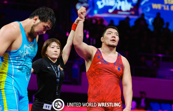 ЧӨЛӨӨТИЙНХӨН АЗИЙН АВАРГЫГ АЛТАН МЕДАЛИАР ӨНДӨРЛҮҮЛЭВ