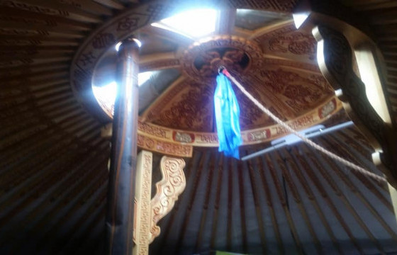 35 настай эмэгтэйн таван ханатай монгол гэрийг хулгайлж, бусдад борлуулжээ