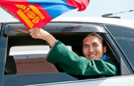 Ж.Золбаярыг нэг сар цагдан хорихоор болжээ