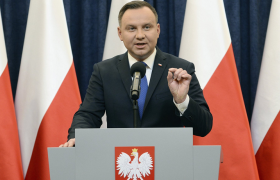 Монголд айлчилж байгаа ПОЛЬШИЙН ЕРӨНХИЙЛӨГЧ АНЖЕЙ ДУДА ГЭЖ ХЭН БЭ