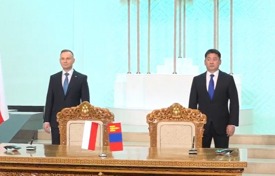 Ерөнхийлөгч У.Хүрэлсүх, Польш Улсын Ерөнхийлөгч Анджей Дуда нар харилцаа, хамтын ажиллагааны баримт бичигт гарын үсэг зурах ёслолд оролцож байна