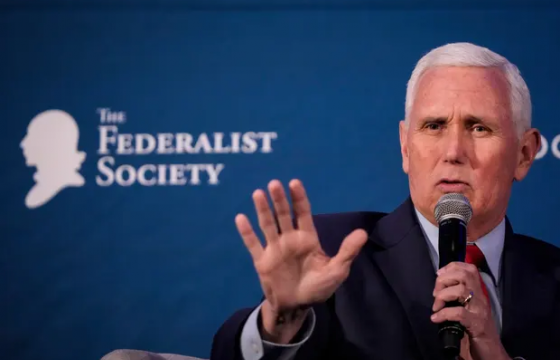 АНУ-ын дэд ерөнхийлөгч асан Майк Пенс тангарагтны шүүхэд Д.Трампын эсрэг мэдүүлэг өгчээ