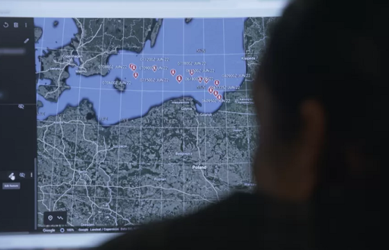 Дэлбэрсэн “Хойд урсгал-1” хоолойн ойролцоо Оросын тэнгисийн флотын хөлөг онгоцнууд байсан баримтыг ил болгожээ