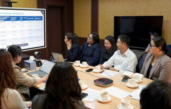 Зорилтот өрхүүдэд хийсэн үнэлгээний дүнг хэлэлцэв