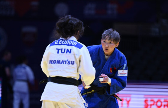 Г.Наранцэцэг дэлхийн аваргын эхний ялалтаа авлаа