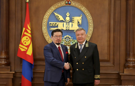 Улсын Их Хурлын дарга Г.Занданшатар шинээр томилогдсон Элчин сайд ноён А.Н.Евсиковыг хүлээн авч уулзлаа