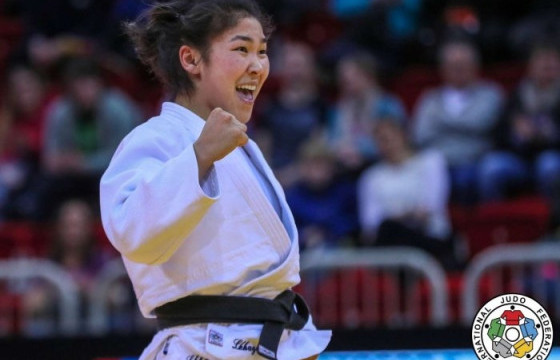 Л.Энхрийлэн ялалт авч шөвгийн найм руу орлоо