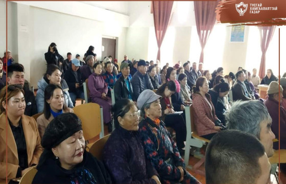 Дөрвөн сумын 800 гаруй иргэнд уламжлалт байгаль хамгаалагчийг таниуллаа