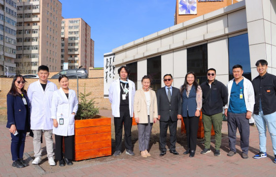 ГССҮТ-ИЙН ҮНДСЭН МЭРГЭШЛИЙН ТӨГСӨГЧИД МОД ТАРЬЖ, НОГООН БАЙГУУЛАМЖИД БАЙРШУУЛЛАА