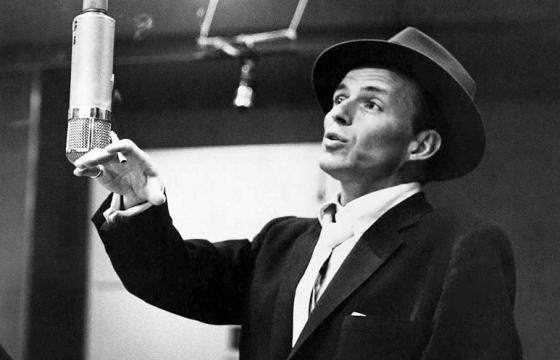 ФРЭНК СИНАТРА: МИНИЙ АМЬДРАЛ ГУНИГ, ГАНЦААРДАЛ ДУНД ӨНГӨРСӨН