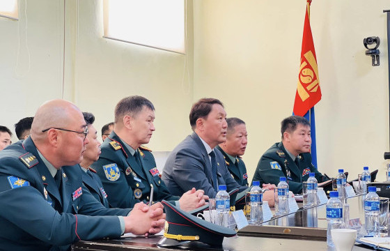 АГААРЫН ЦЭРГИЙН КОМАНДЛАЛ БОЛОН ЗЭВСЭГТ ХҮЧНИЙ 303 ДУГААР АНГИД АЖИЛЛАА 