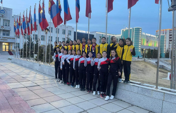 Мини волейболын тэмцээнд “Шинэ-Алхам” сургуулийн баг түрүүлжээ