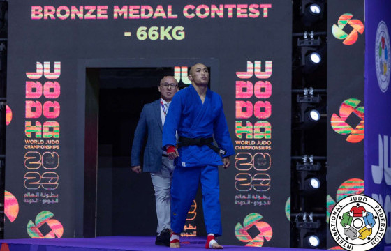 ТОЙМ: ЖҮДОЧИД ДЭЛХИЙН АВАРГЫГ ХОС ХҮРЭЛ МЕДАЛЬТАЙ ӨНДӨРЛҮҮЛЛЭЭ