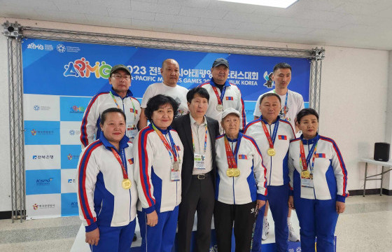 Ахмадын Азийн наадмаас гурван алтан медаль хүртжээ