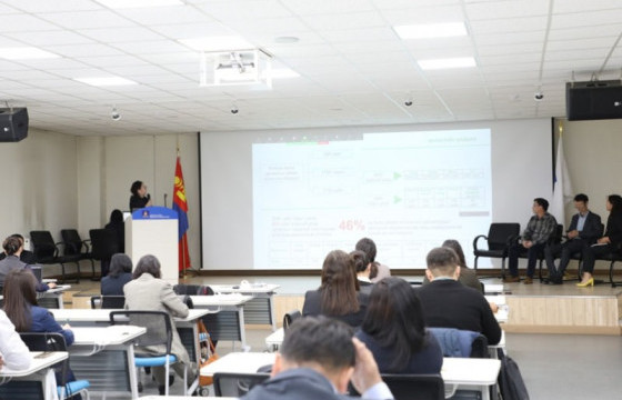 “Биологийн олон янз байдал–Байгалийн ургамал” нэгдүгээр салбар хуралдаан боллоо