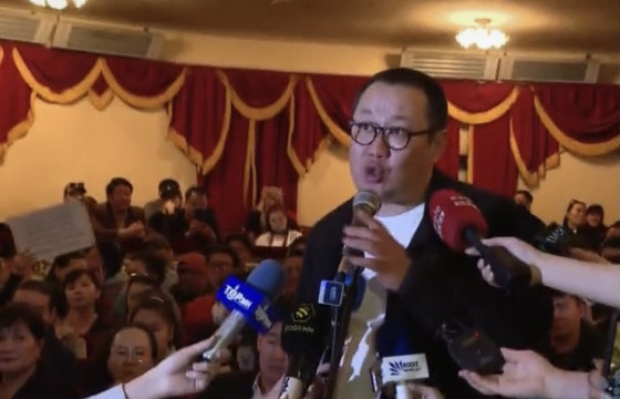  ЖАГСАГЧДЫН ТӨЛӨӨЛӨЛ: Чадамжгүй сайд байх шаардлага байна уу