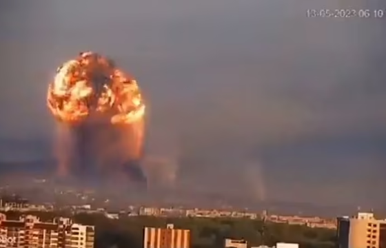 Оросын арми НАТО-гийн ураны зэвсгийг хадгалж байсан Украин дахь агуулахыг дэлбэлсэн гэв