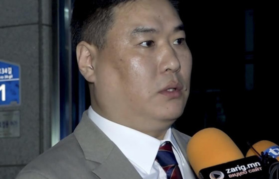 Б.ТЭНҮҮН: БНСУ-Д ЖИЛ 40 ОРЧИМ МОНГОЛ ИРГЭН АМИА АЛДДАГ 