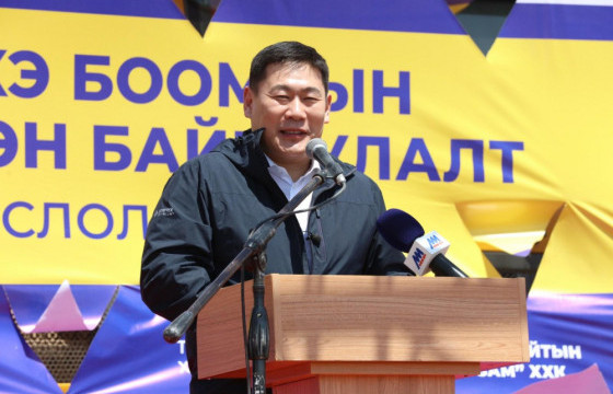 Л.ОЮУН-ЭРДЭНЭ: Шивээхүрэн-Сэхээ боомтыг холбох нь баруун босоо тэнхлэгийн төмөр замын эхлэл болж байна