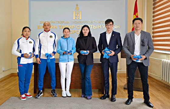 Дэлхийн аваргаас медаль авсан тамирчдад хүндэтгэл үзүүлэв