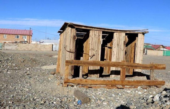 Найман настай охиныг хүчирхийлж, хөнөөгөөд цогцсыг нь нүхэн жорлонд хаясан байжээ