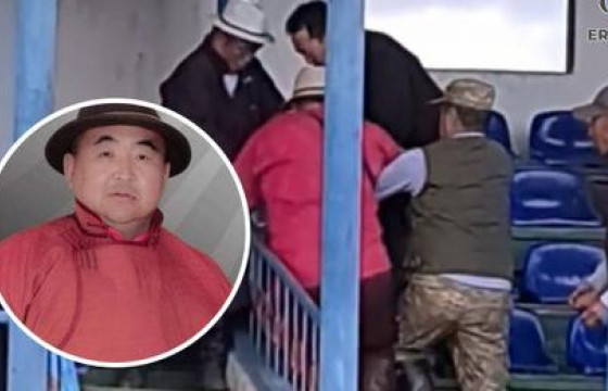 АРГАЛАНТ СУМЫН ЗАСАГ ДАРГА Б.БАТЖАРГАЛЫГ ТАНХАЙН ХЭРГЭЭР ЯЛЛАГДАГЧААР ТАТЖЭЭ