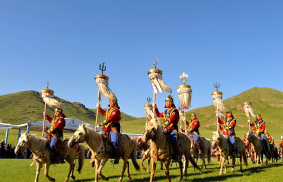 Архангай, Төв, Завхан, Хэнтий, Говь-Алтай аймаг 100 жилийн ойн баяр наадам тэмдэглэнэ