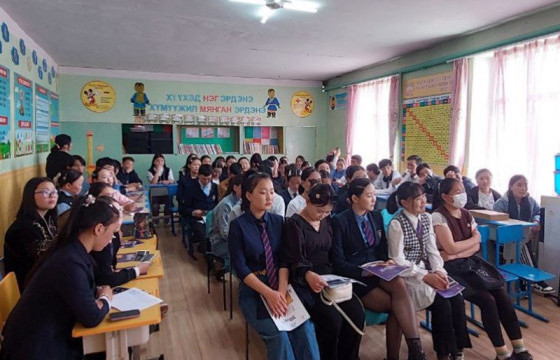 Баянлиг, Баянцагаан, Баацагаан суманд “Өсвөрийн парламент”-ын салбарыг байгууллаа