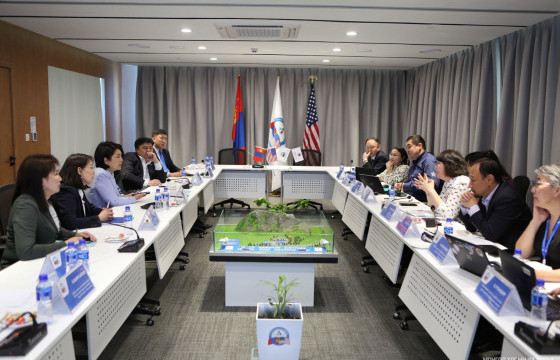 Байнгын хорооны гишүүд Компакт гэрээгээр хэрэгжүүлж буй төсөл, хөтөлбөрийн явцтай танилцлаа