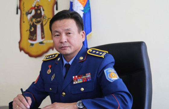 Бригадын генерал Б.Ууганбаяр Үйлчилгээний гавьяат ажилтан боллоо