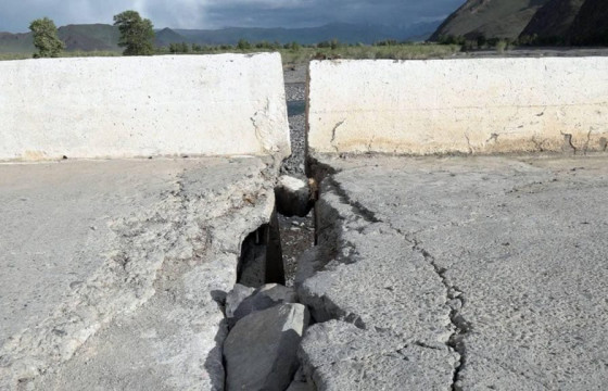 Эвдэрч сүйдсэн зам, яаралтай засварлах шаардлагатай гүүрүүдийг дахин барих, засаж сэлбэхэд дэмжлэг үзүүлэхээр боллоо