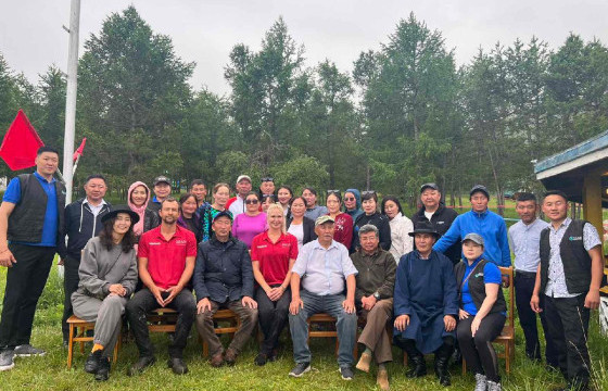 ХОНИНЫ НООСЫГ ФОРВАРД ГЭРЭЭГЭЭР АРИЛЖЛАА