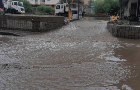 Сэлбэ, Дунд голын эрэг орчмын автозамын хөдөлгөөнийг хязгаарлажээ