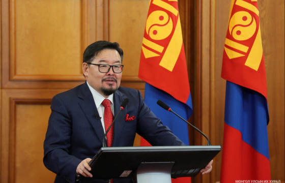 Г.ЗАНДАНШАТАР: Гаднын улсын иргэнд 100 жилээр газар ашиглуулах хуулийн заалтыг Засгийн газарт буцаасан. Дахиж ийм заалт орохгүй