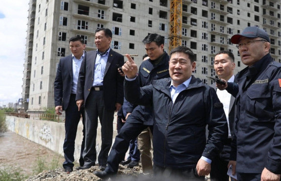 ГАЗРЫН НАЙМАА ЦЭЦЭГЛҮҮЛЭГЧДИЙГ ХОТООС ХӨӨЕ, ЕРӨНХИЙ САЙД АА