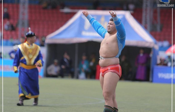 Улсын заан Б.Серик аймгийн арслан Т.Довчинсэмбээгээр дөрөв давлаа