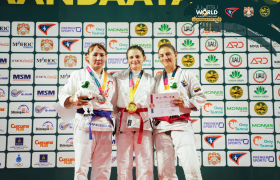 Андреа Пфлека “Мастерс-2” Fighting ангиллын 63 кг-д алтан медаль авав