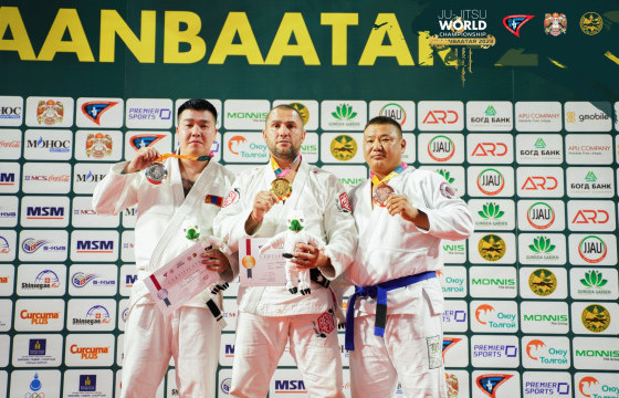 Евгений Макшанцев “Мастерс-1” Fighting ангиллын +94 кг-д алтан медаль хүртлээ