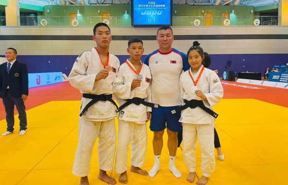 “Чандмань-Оргил” дэвжээний хүүхдүүд Азийн  цомоос медаль хүртжээ