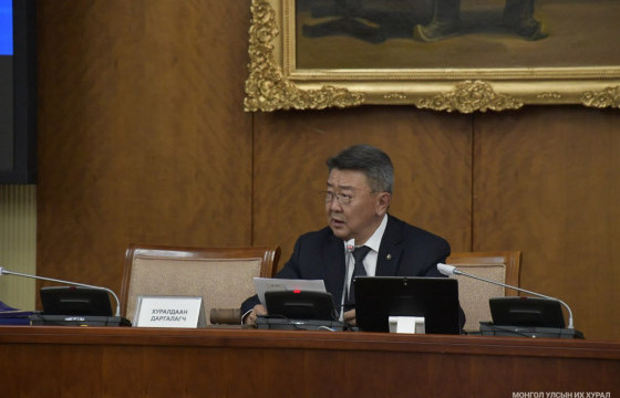 Төрийн байгуулалтын байнгын хороо 17 хууль, УИХ-ын 22 тогтоол хэлэлцүүлэн батлуулжээ